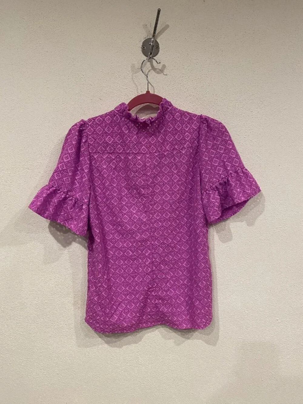 Lilly Pulitzer Calynn Blouse Womens 0 Pink Eyelet Lace Ruffle Button Top